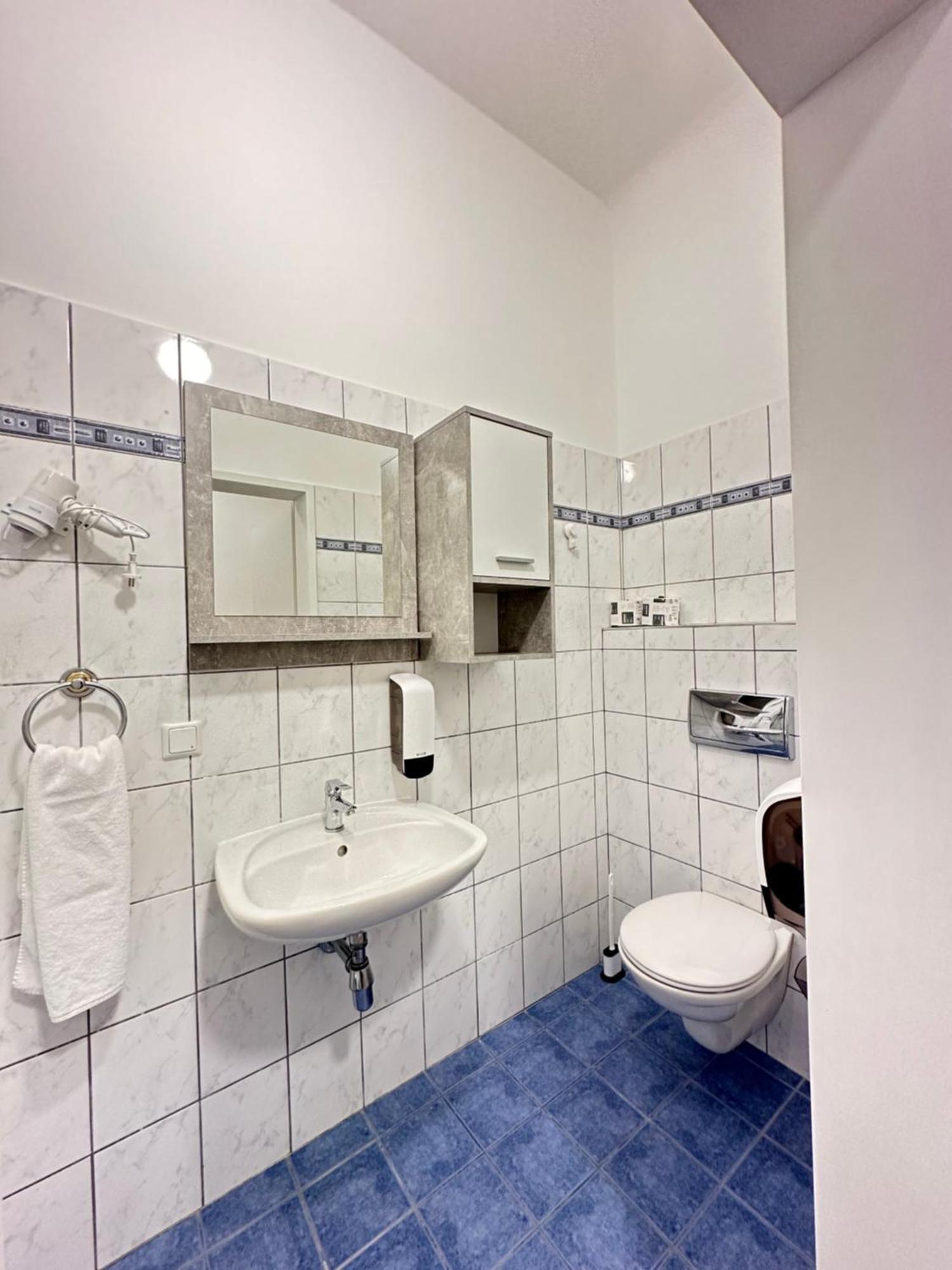 Hisa Apartments Вена Экстерьер фото