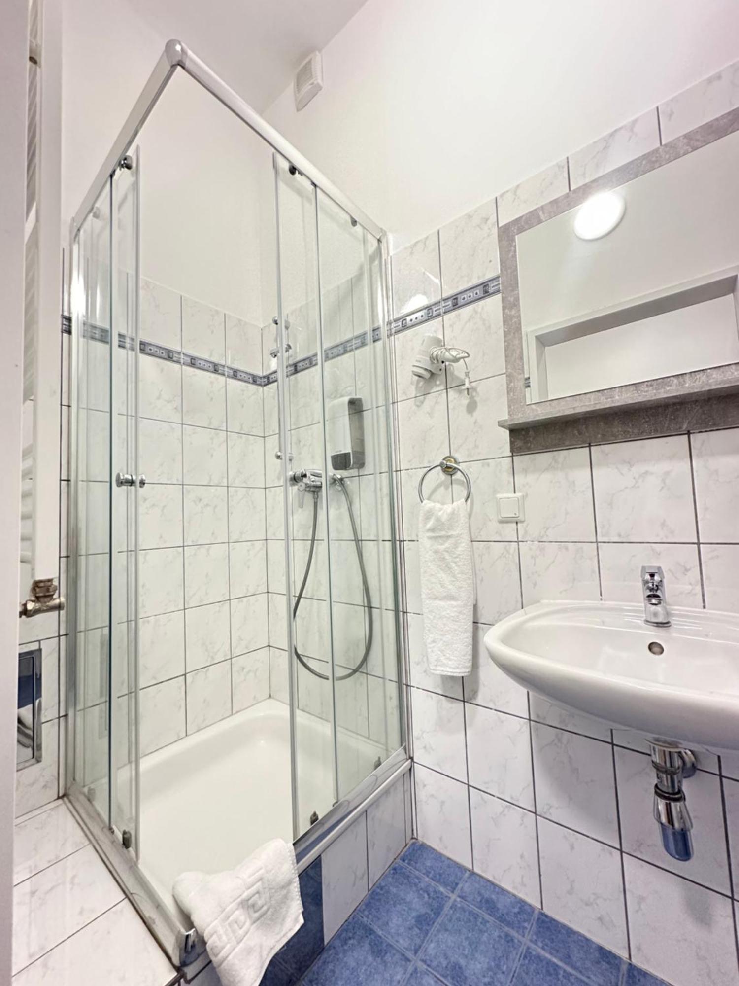 Hisa Apartments Вена Экстерьер фото