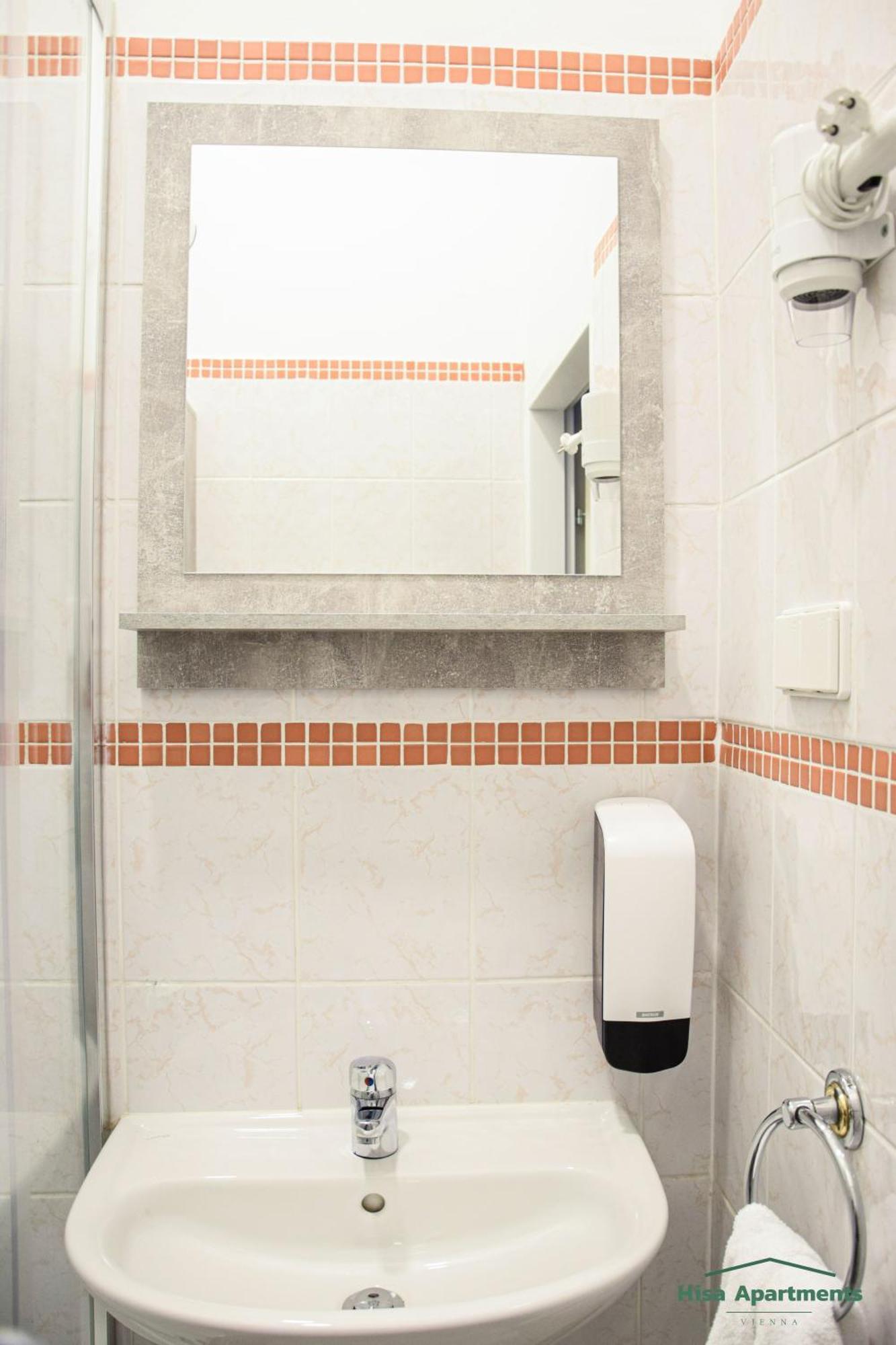 Hisa Apartments Вена Экстерьер фото